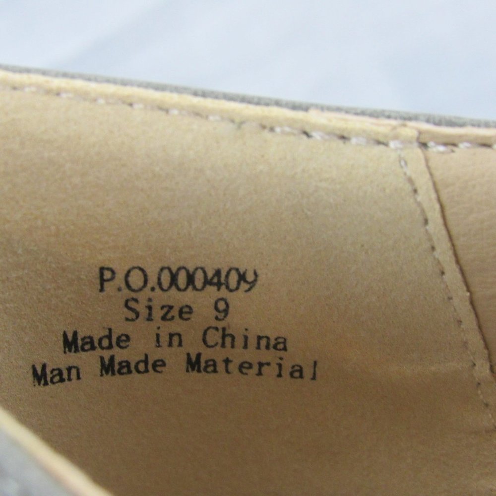 Journee Collection women's 9 Gray bootie No Box - Picture 6 of 8